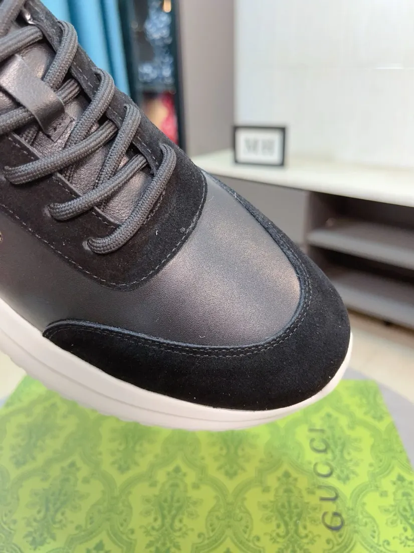 Men's shoes 💰440🌹🌹GUCCI [Gucci] New high-end brand of men's shoes, the latest fashionable casual men's shoes, trendy and versatile style, relaxed and sporty style, uppers imported from Italy, first-layer cowhide, genuine leather lining and ultra-fine workmanship. Original personalized fashionable rubber wear-resistant outsole, light and comfortable on the foot, size 38-44